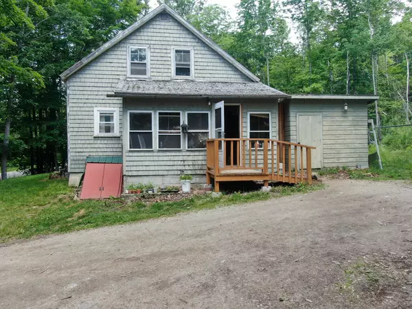 Burlington, ME 04417,144 Main RD