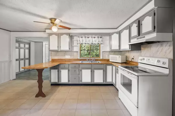 Madison, ME 04950,26 Jones ST