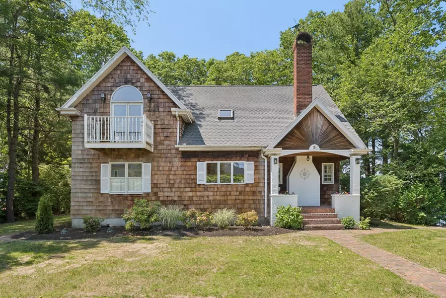 3 Tidewater CV, Falmouth, ME 04105