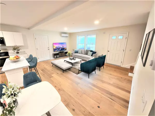 Sanford, ME 04073,8 Bedrock DR #8