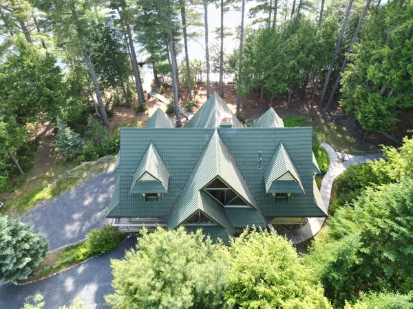 Beaver Cove, ME 04441,378 Black Point RD