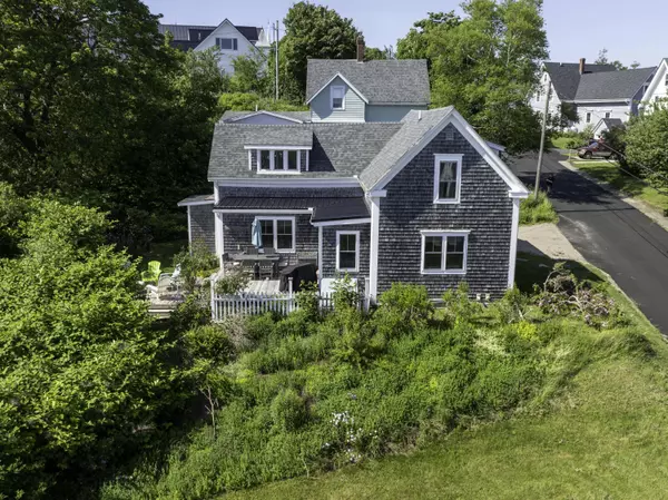 Lubec, ME 04652,25 Church ST