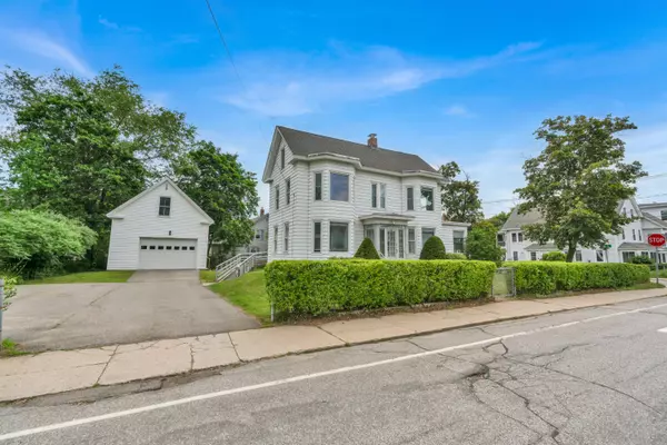 Sanford, ME 04073,40 School ST