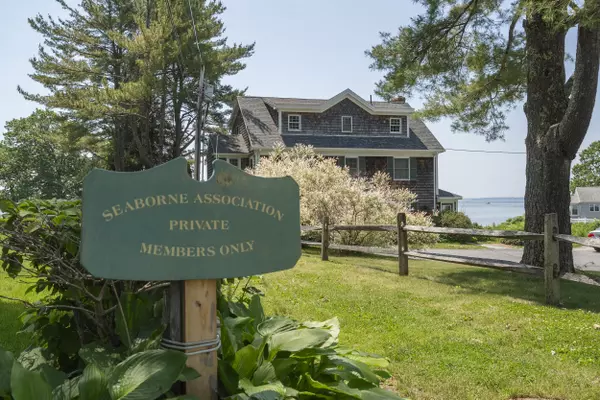 Yarmouth, ME 04096,132 Drinkwater Point RD