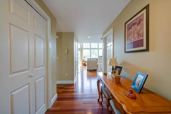 Naples, ME 04055,11 Washington CT