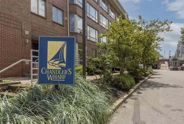 Portland, ME 04101,716 Chandlers Warf #716