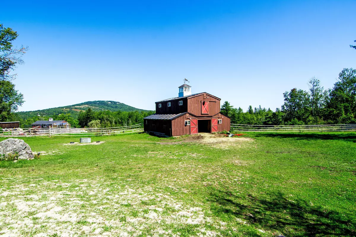 Blue Hill, ME 04614,73 Beech Hill RD