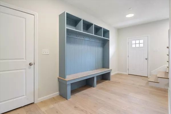 Kittery, ME 03904,28 Regency CIR #2