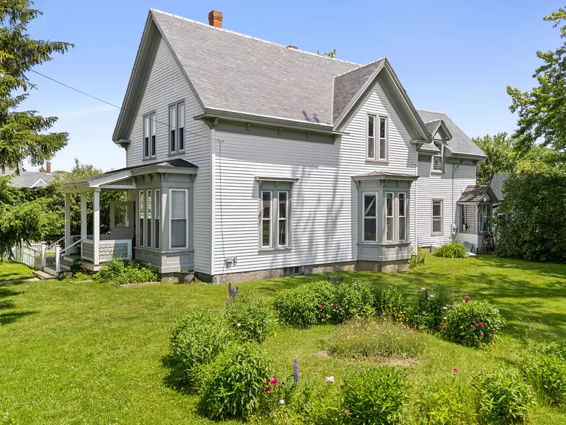 57 Main ST, Rockland, ME 04841