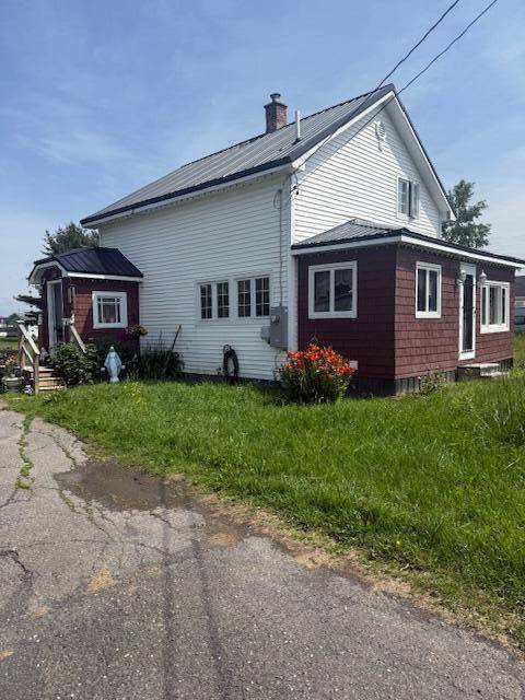 115 Jackson ST, Van Buren, ME 04785