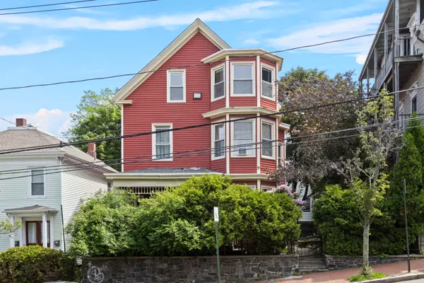 15 Deering AVE #3, Portland, ME 04101