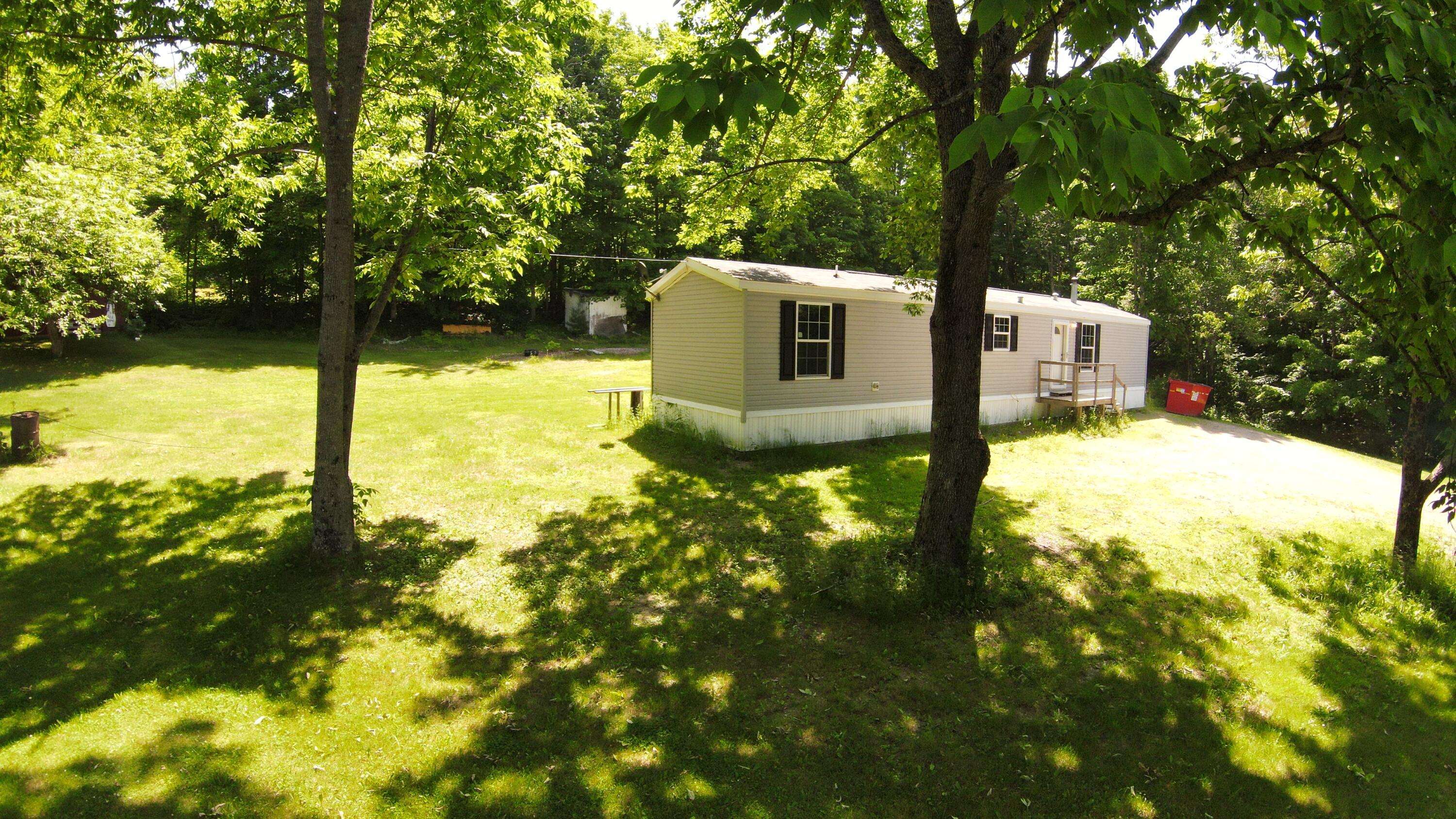 979 Moosehead TRL, Dixmont, ME 04932