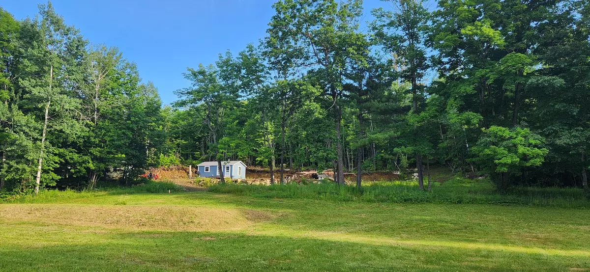 Phillips, ME 04966,10 Calden RD