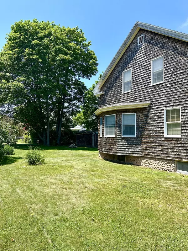 South Portland, ME 04106,22 Froswick AVE