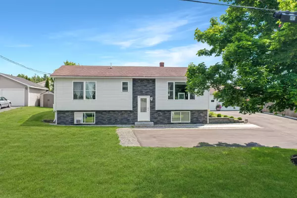 Presque Isle, ME 04769,26 University ST