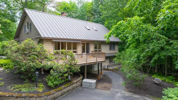 Wayne, ME 04284,211 Lovejoy Pond RD