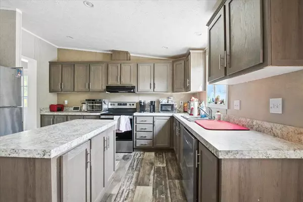 Waterville, ME 04901,11 Amelia LN