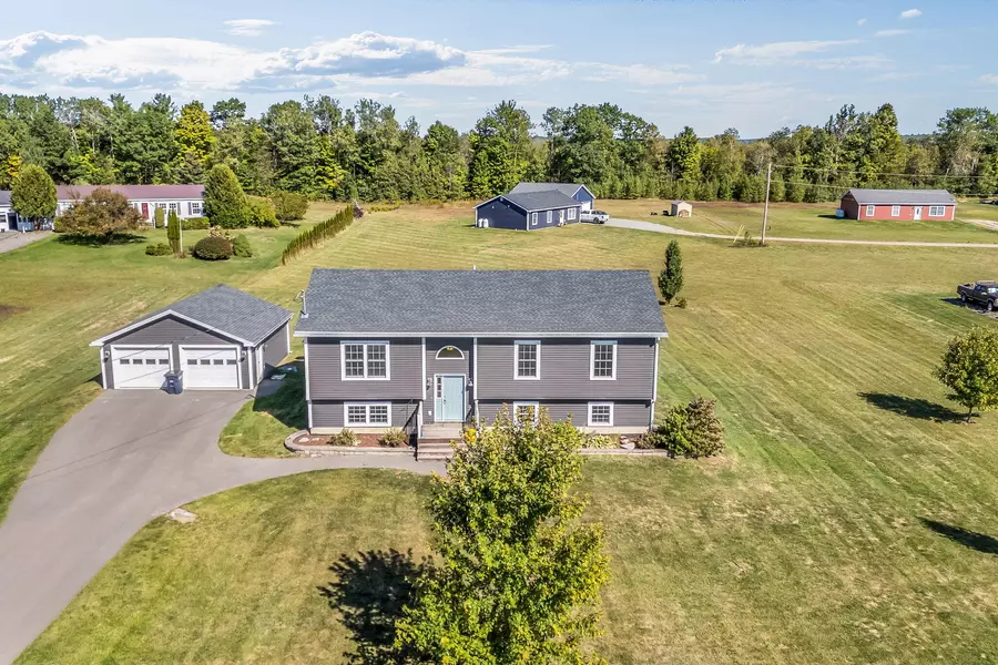 399 Pine Tree RD, Levant, ME 04456