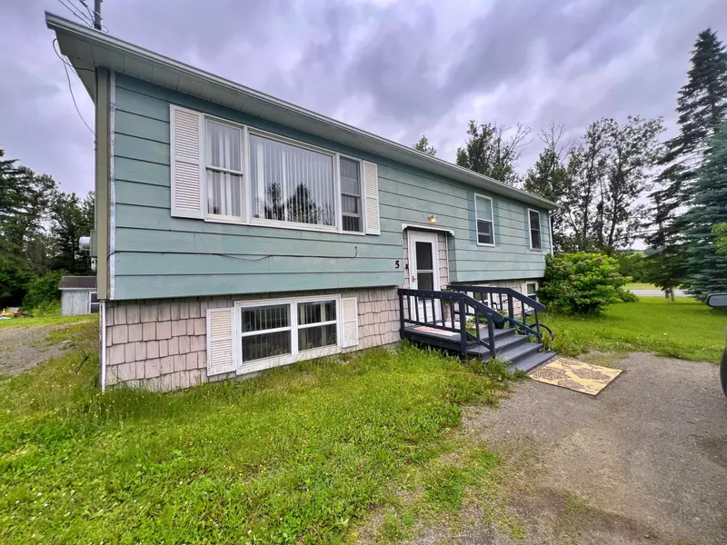 5 Winter AVE, Fort Kent, ME 04743