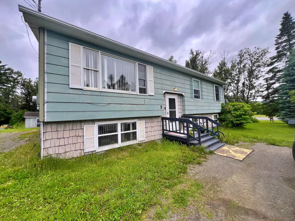 Fort Kent, ME 04743,5 Winter AVE