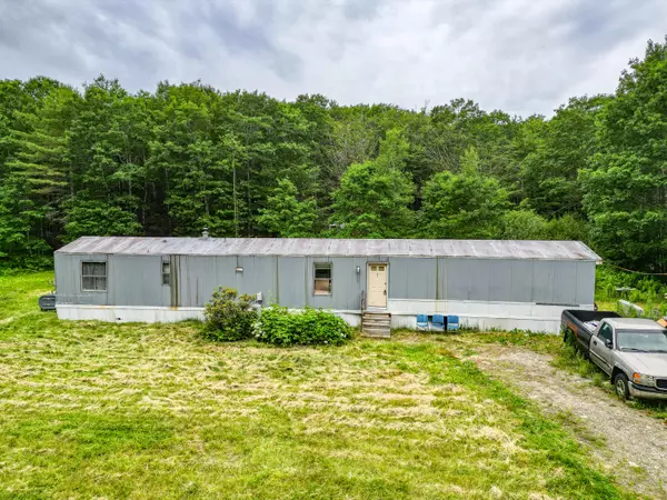 Dresden, ME 04342,596 Calls Hill RD