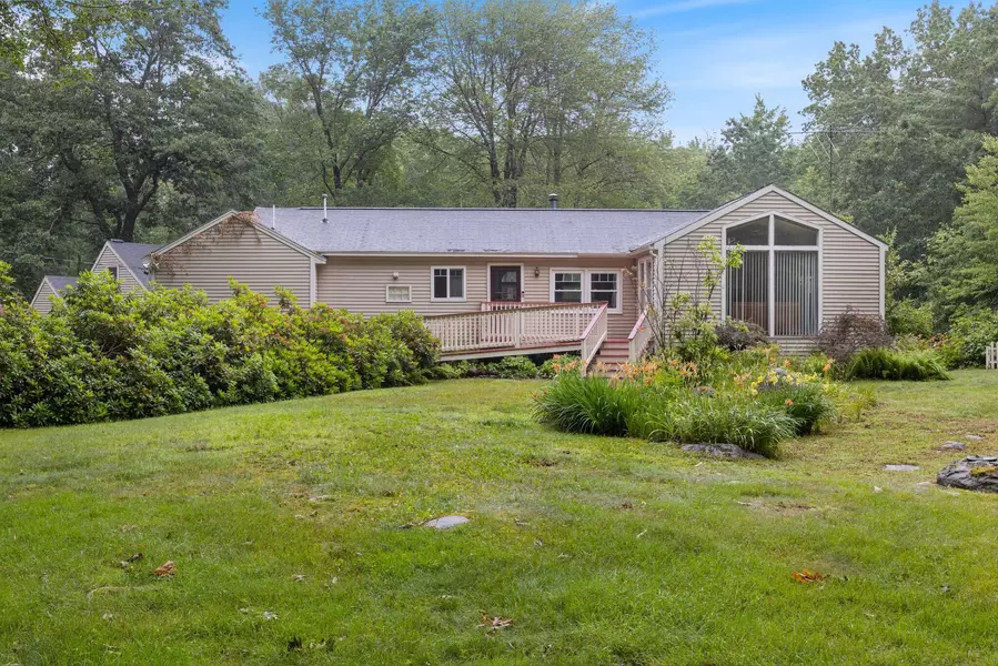 111 Ogunquit RD, South Berwick, ME 03908