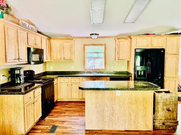Sabattus, ME 04280,30 Meadow LN
