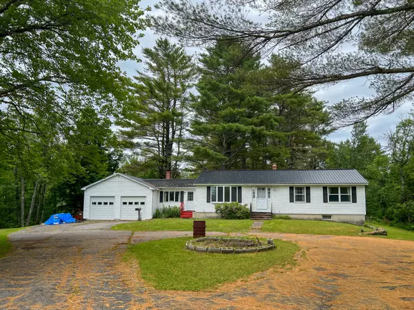 446 Coopers Mills RD, Windsor, ME 04363