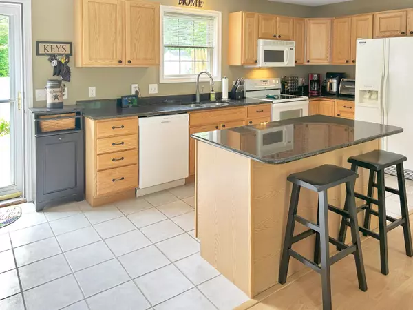 Bangor, ME 04401,1016 State ST #7