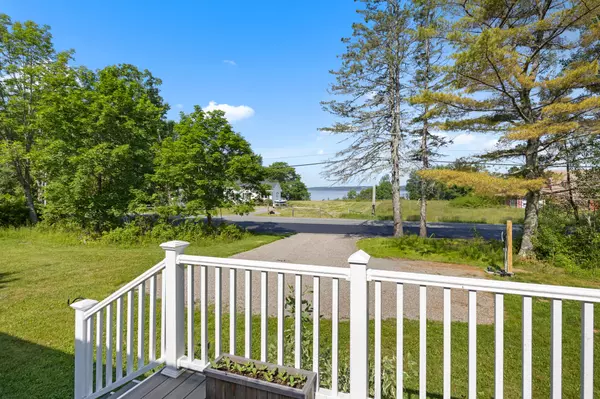 1165 Castine RD, Penobscot, ME 04476