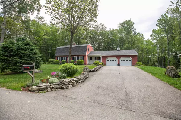 5 Woodridge RD, Brewer, ME 04412