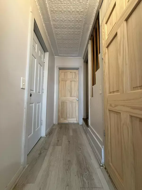 Sabattus, ME 04280,37 Hemlock ST