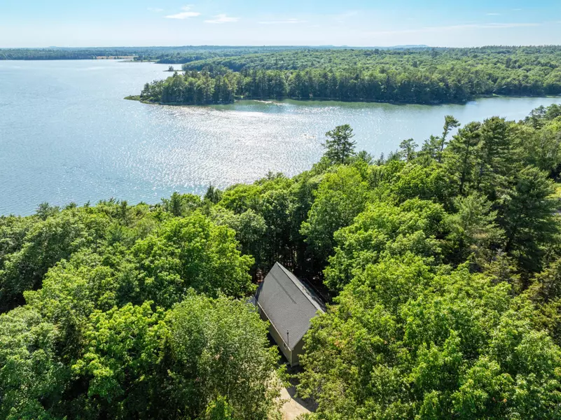 61 Dwelly Point RD, Franklin, ME 04634