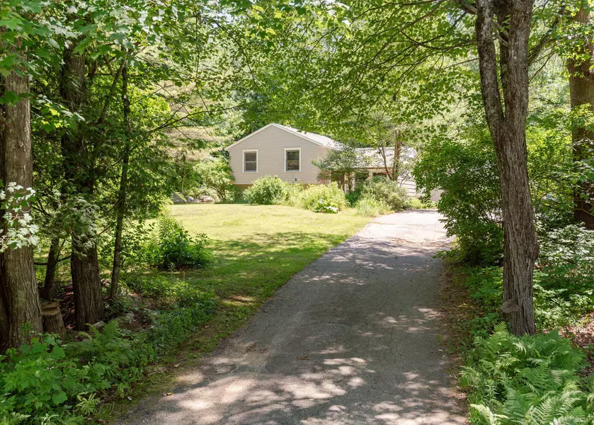 167 Center RD, Gray, ME 04039