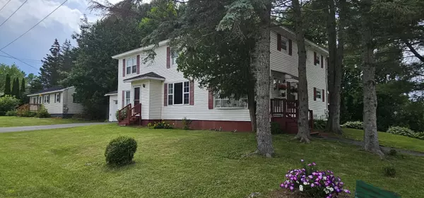 Winslow, ME 04901,1 Bolduc AVE