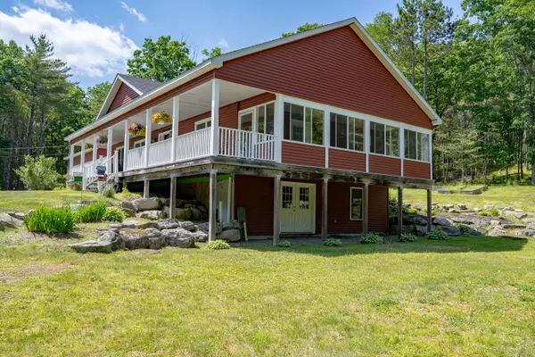 Orrington, ME 04474,172 Hoxie Hill RD