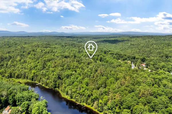 Sebec, ME 04481,33 Pine Knoll DR