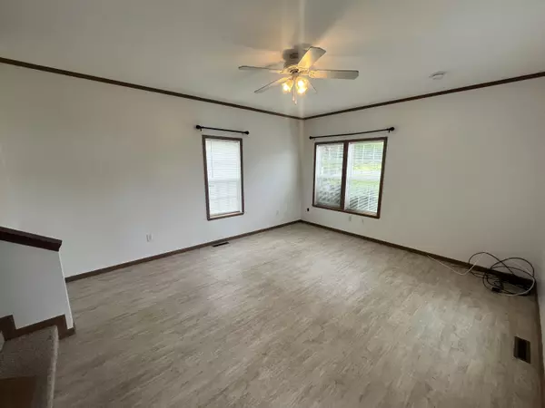 Glenburn, ME 04401,38 Lorna LN