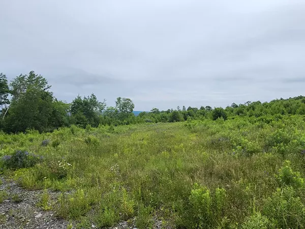 Osborn, ME 04605,213 Moose Hill RD