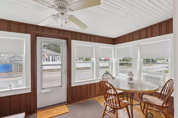 Old Orchard Beach, ME 04064,92 Saco AVE