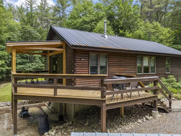 Waterford, ME 04088,8 Whiting AVE