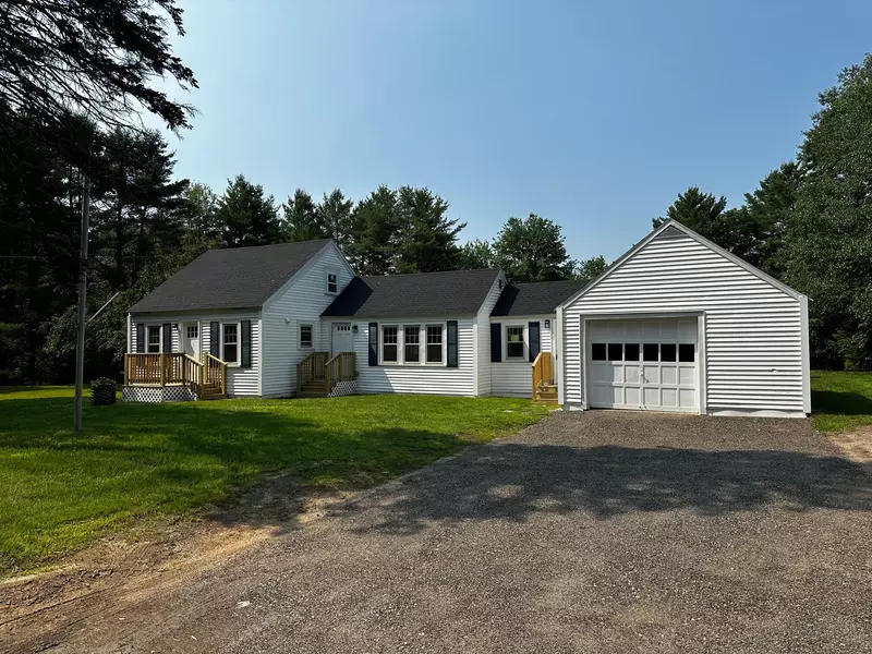 388 Ossipee TRL E, Gorham, ME 04038