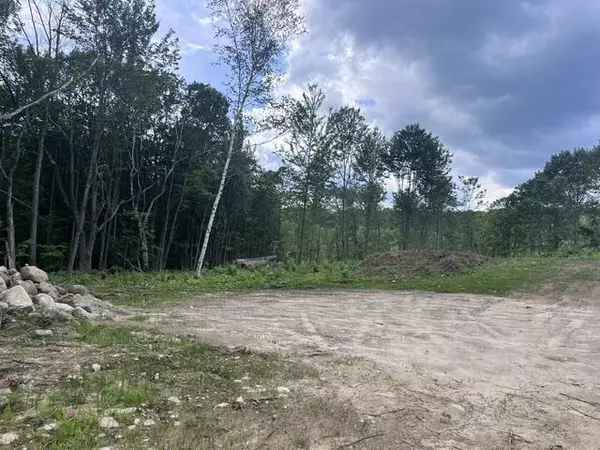 Alfred, ME 04002,0 Gore RD