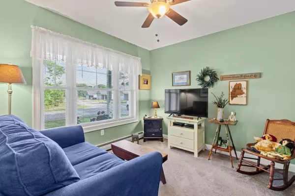 Windham, ME 04062,14 Conifer DR #7