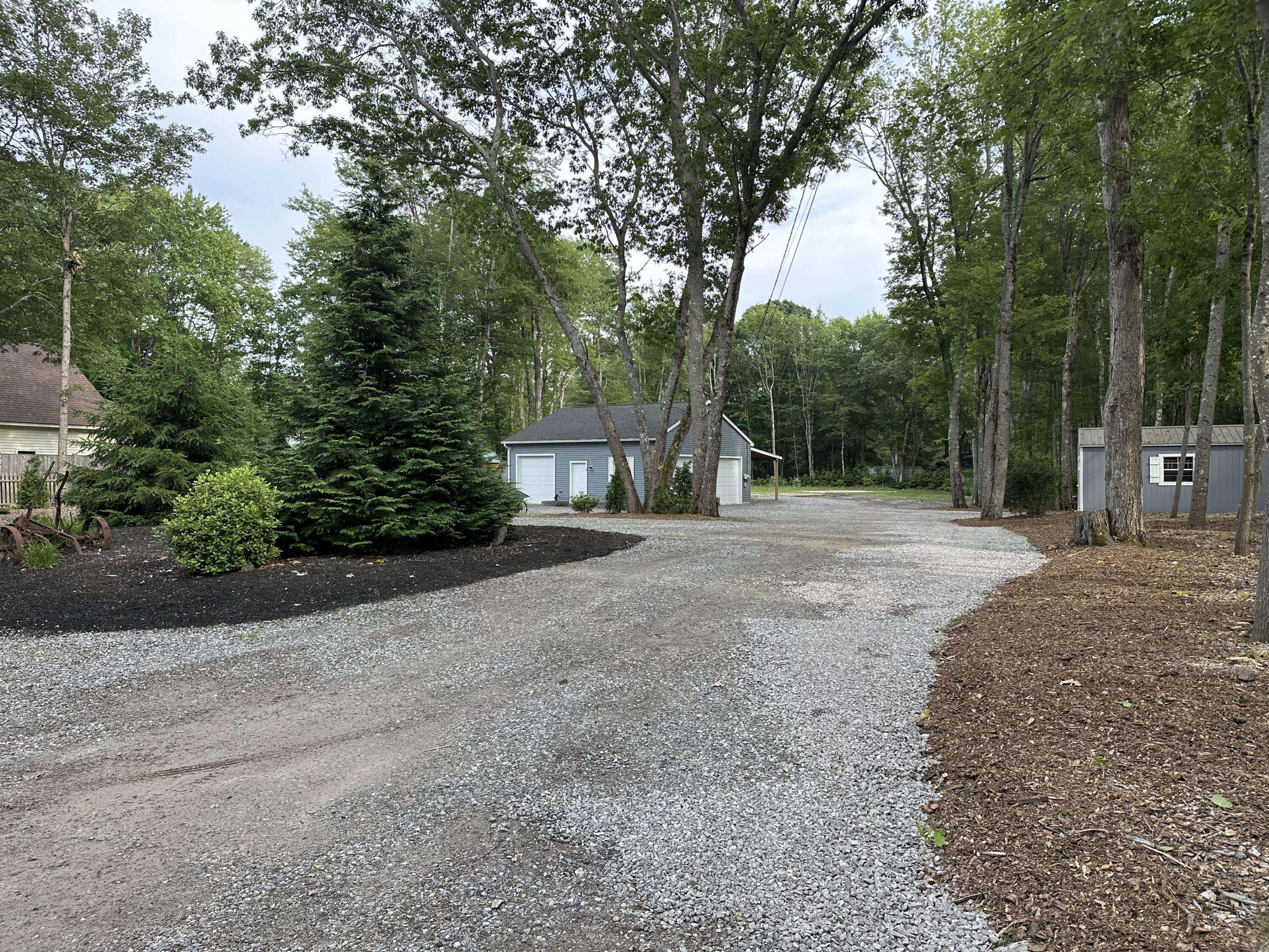 6 Melden DR, Brunswick, ME 04011