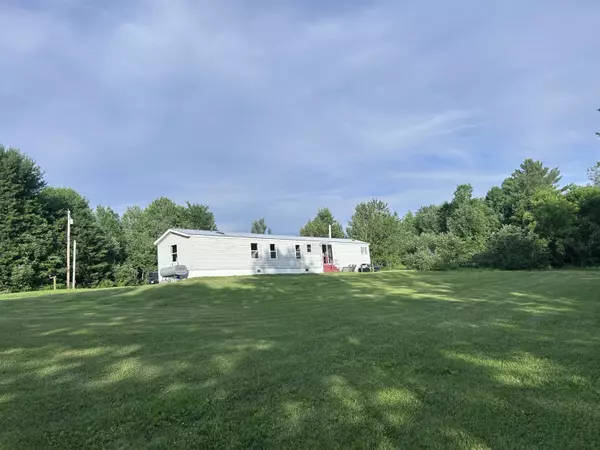 9 Tropical Fish RD, Canaan, ME 04924