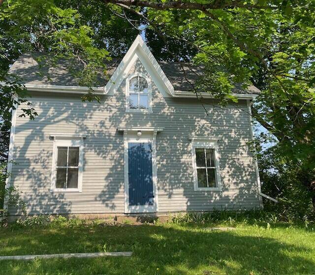 23 West Keag RD, Owls Head, ME 04854