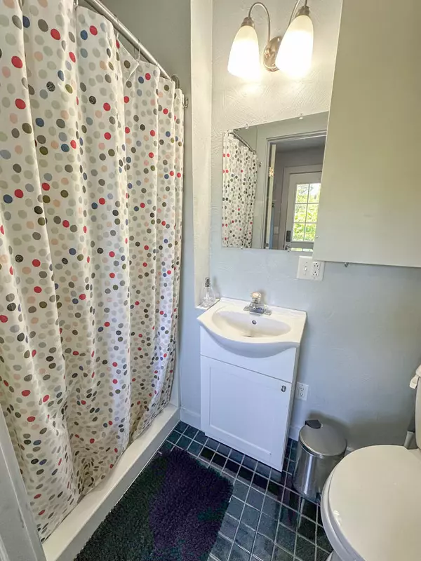 Hermon, ME 04401,488 Bog RD