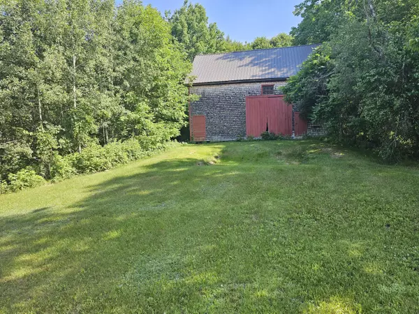 Windsor, ME 04363,6 Barton RD