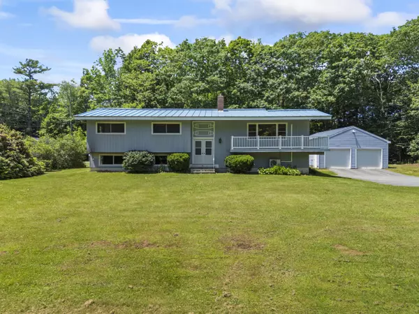 Topsham, ME 04086,232 Augusta RD